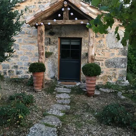 Perard Grand Vakantiehuis *